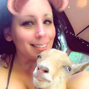 Meet your Posher, Amber